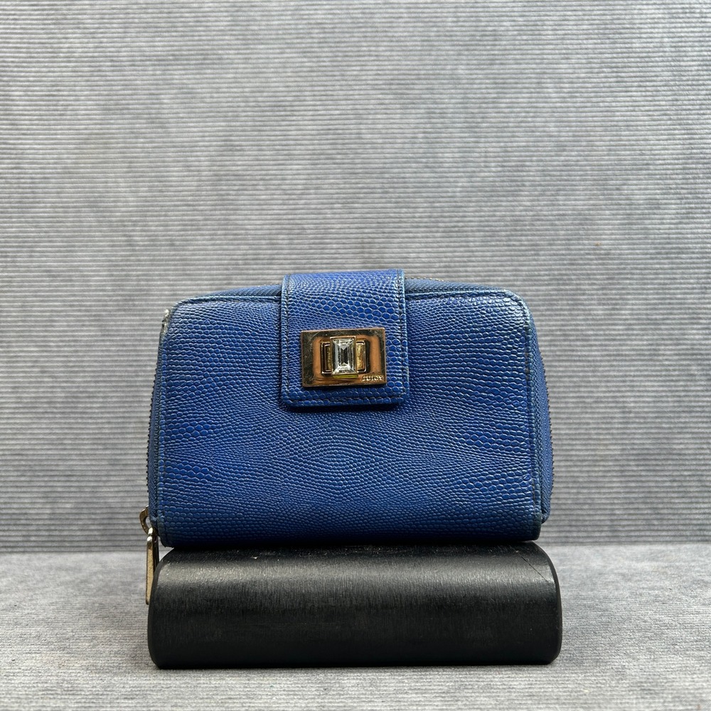 Juicy Couture Blue Pebbled Faux Leather Crystal Turn-Lock Zip Around Wallet Y2k